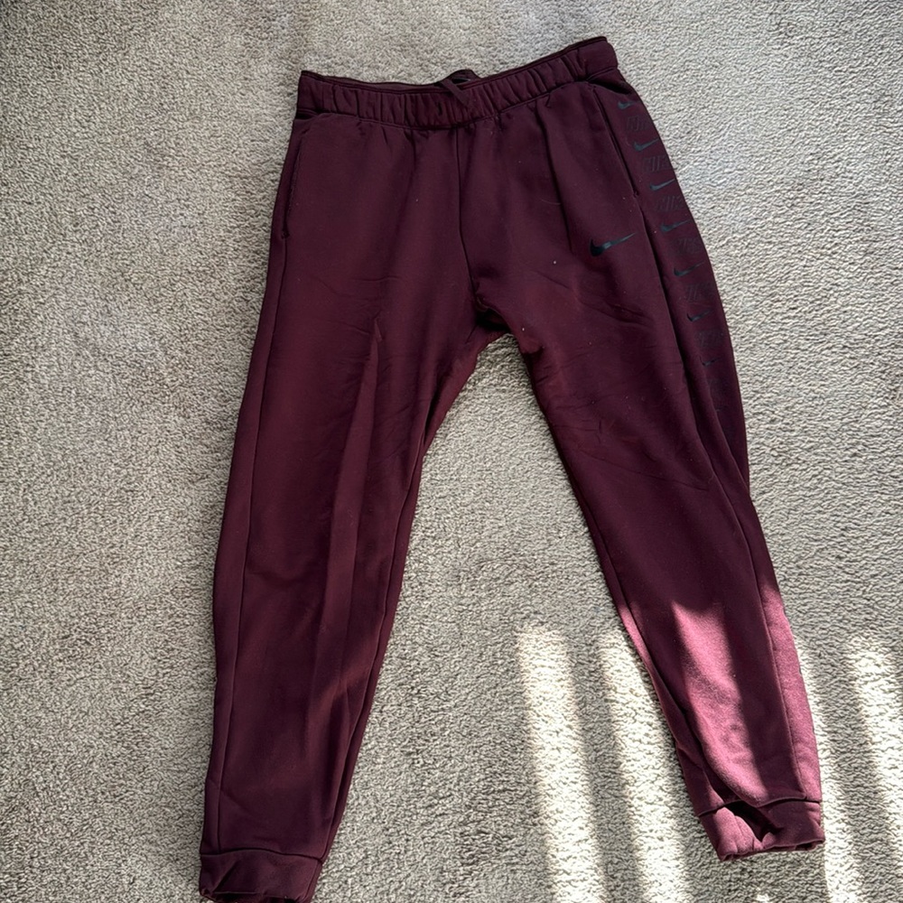 Nike joggers